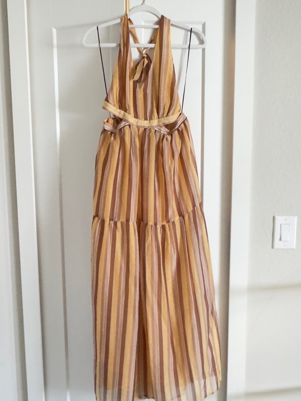Dress subcategory selection
